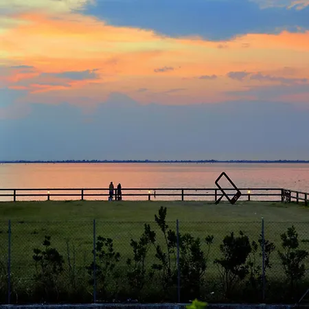 Flat With Covered Terrace * Lignano Sabbiadoro